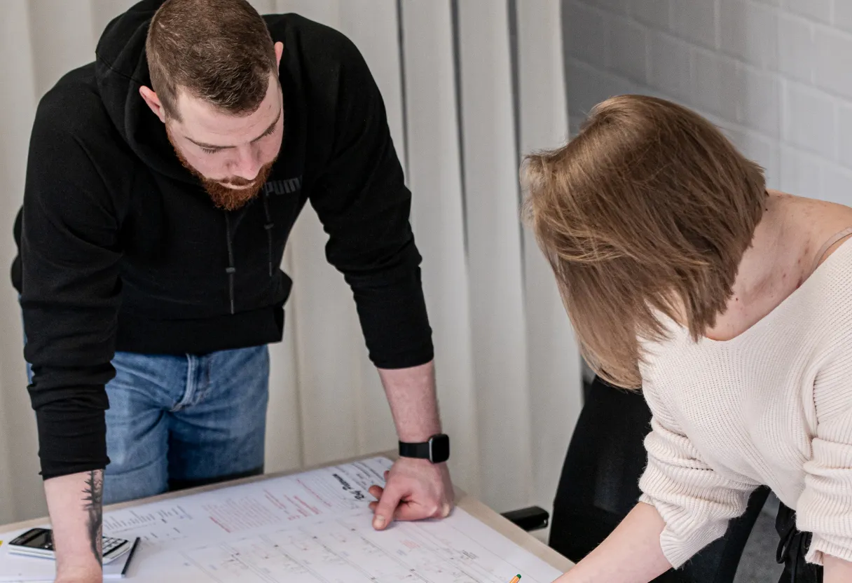 image of customer support interaction (for a plumbing service)